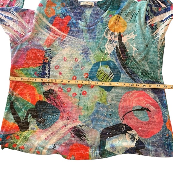 Jess & Jane Size XL Artsy Multi-colored V-neck Top - Picture 8 of 10